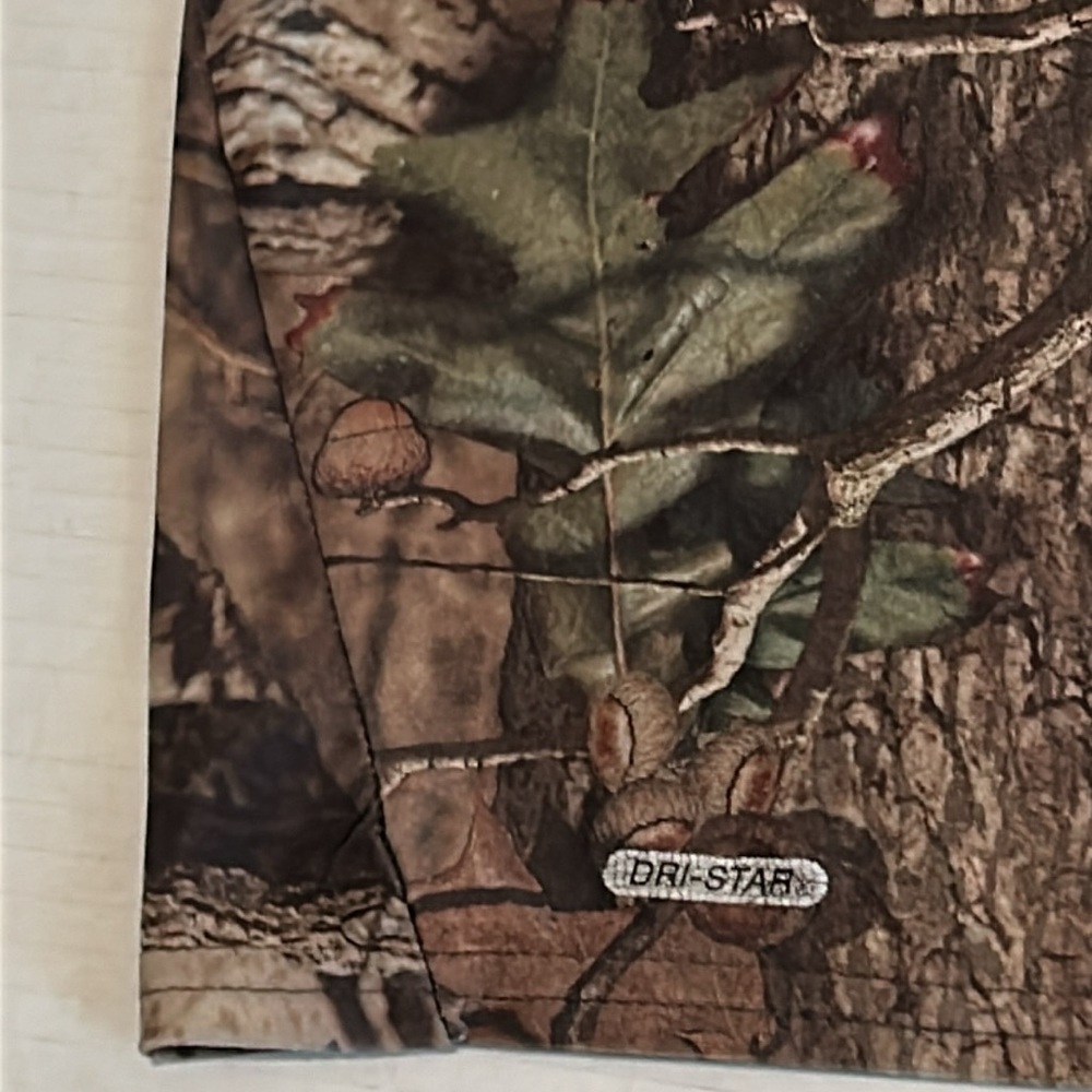Mossy Oak INFINITY Fitted Camo T-Shirt
Youth size Small - Picture 5 of 10
